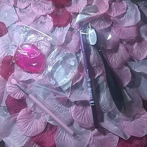 🆕4 Essential Silicone Make Up Tools &1 Black👁️✏️
